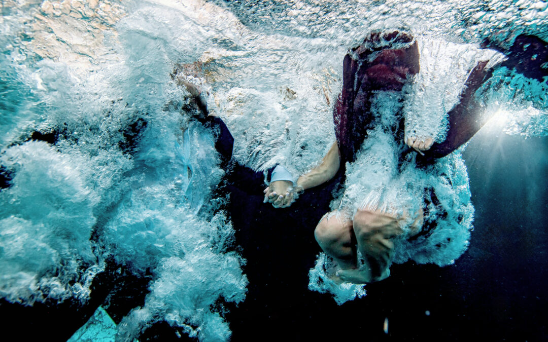 Why Choose an Underwater Engagement Session?